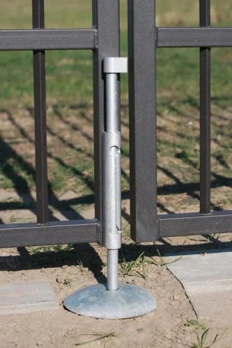 Rygiel dolny bramy Uniwersalnej P15 PLAST-MET – Dirox Sośnicowice
